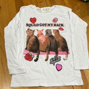 Girl’s size 7/8 long sleeve t-shirt.